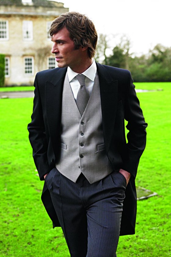 The waistcoat may be either chosen to match the overall wedding theme colour